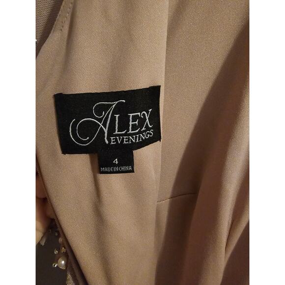 Alex Evenings Metallic Embellished Flutter Sleeve Boat Neck Ruched Waist  Gown 4 - Picture 6 of 9